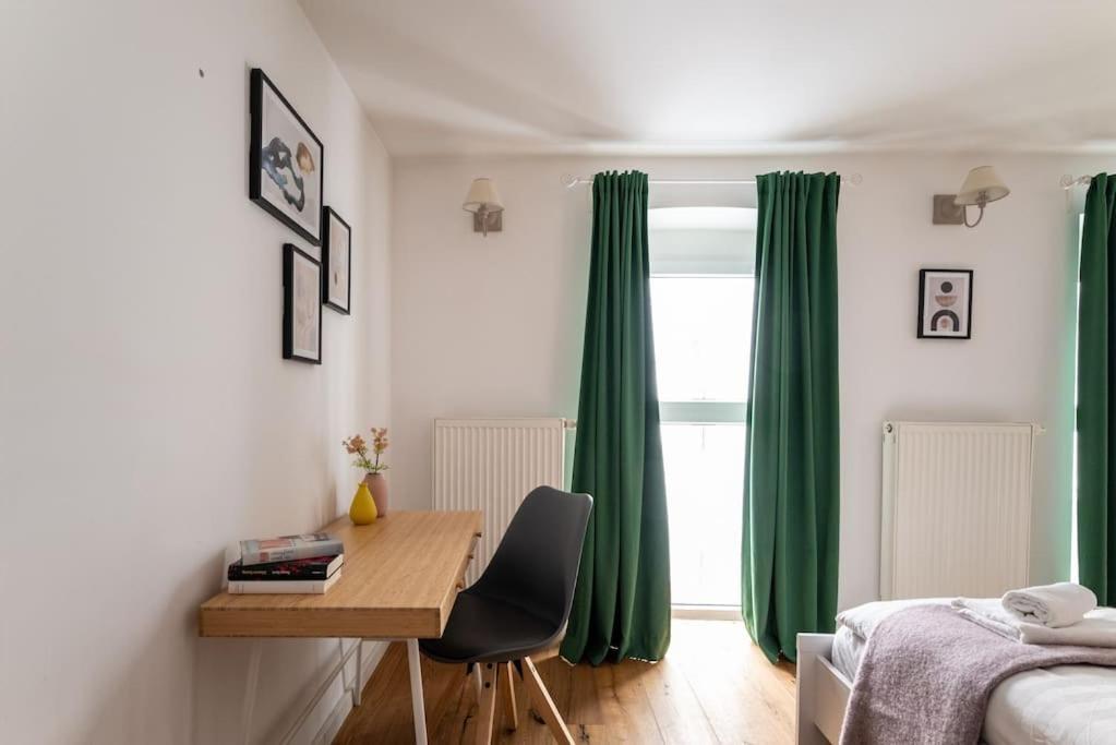 Ferienwohnung Neat 1Br Duplex By Metro And Center By Hm Wien Exterior foto